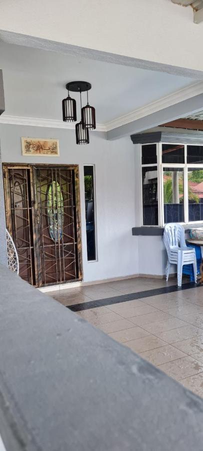 Damai Holiday Homestay Malacca Exterior foto